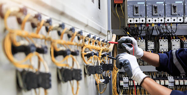 Professional Electrician technician working in Starkville, MS